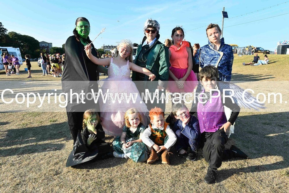 SH4_3361 - Carnival Procession.
