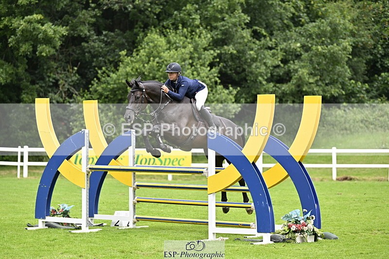 250613A-125352-01966 - Cls 3 Snr Foxhunter