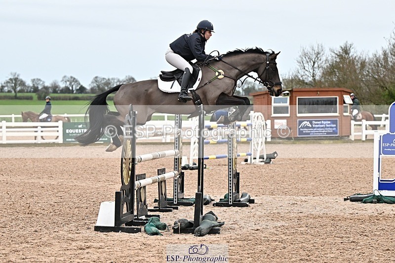 250129-133042-00454 - Cls 06 Foxhunter & 1.20m Open