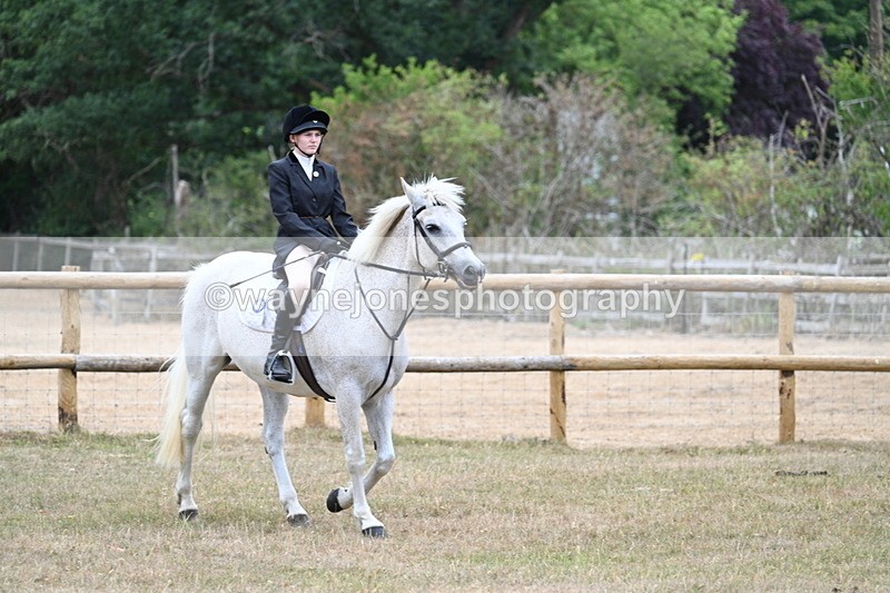 WJ7_1081 - Class 8 Ridden Veterans