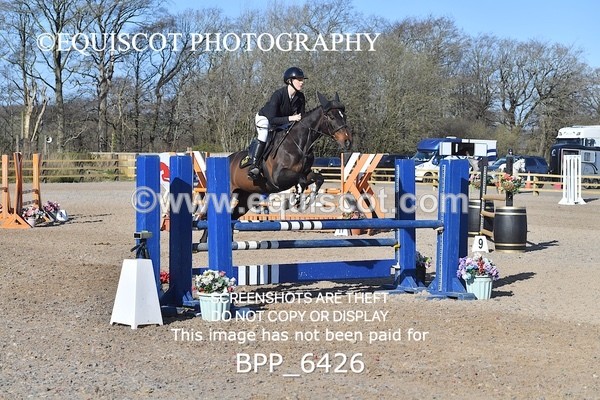 BPP_6426 - CLASS 10 SUN Newcomers/ 1m Open