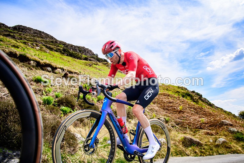 124400 - Blea Tarn Climb 12:00 - 13:00