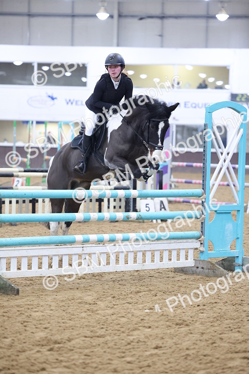 SBM_003282 - Class 11 - Blue Chip Pony Newcomers - 1.00m Open