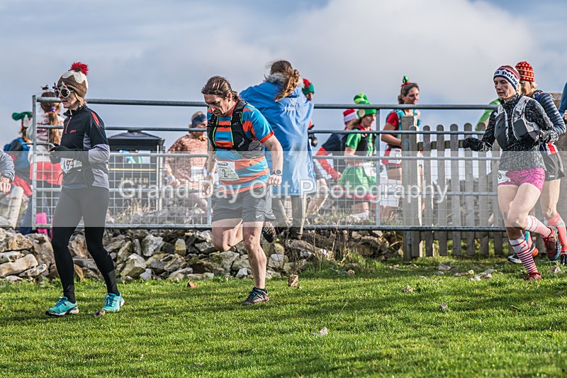 Litton-146 - Litton Christmas Cracker Fell Race (Limestone Series) Sunday 14th December 2025