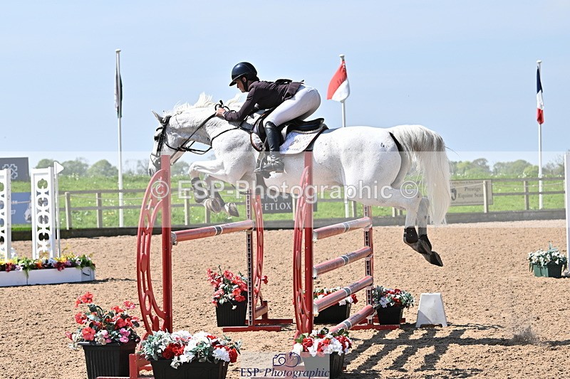 240509A-111954-01116 - Cls 9 Snr 1.20m Open