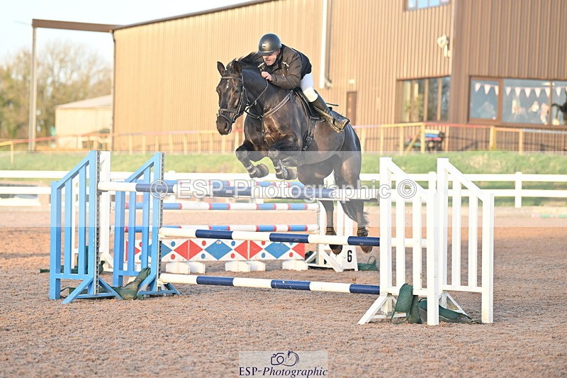 231210A-152138-02893 - Cls 22 National 1.30m & 1.40m