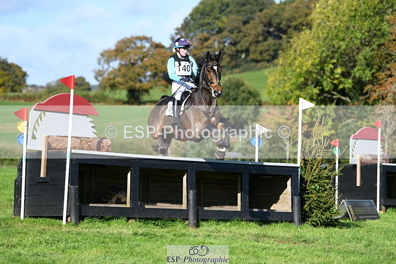 251024A-124414-11680 - B-140-Charlotte.Ward