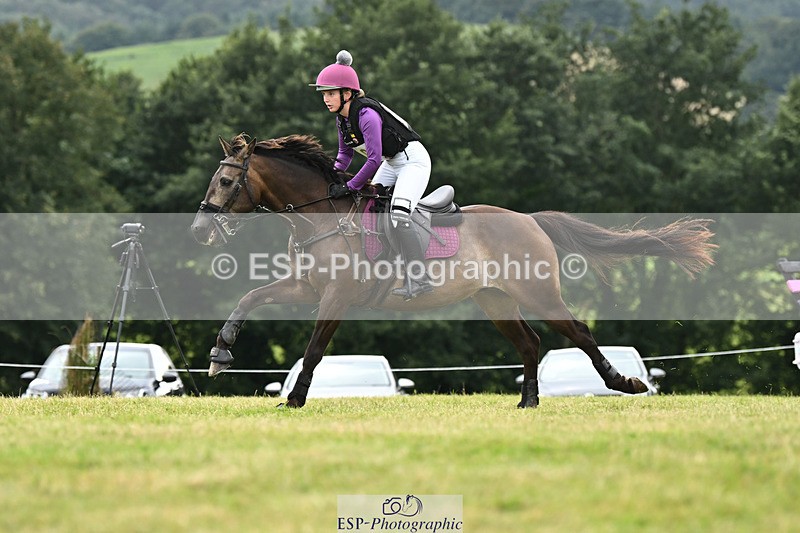 240825X-154630-36568 - 80cm XC 15.30 to 16.30