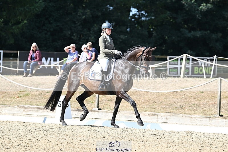 250810A-103143-05223 - 089-Amy.SchiesslActive.Sophocles