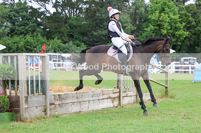 3E7A0975 - Class 4: 70cm Senior