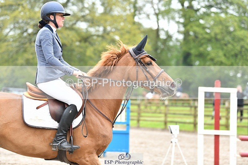 230512-092841-00324 - Cls 10 Snr 85cm Schooling