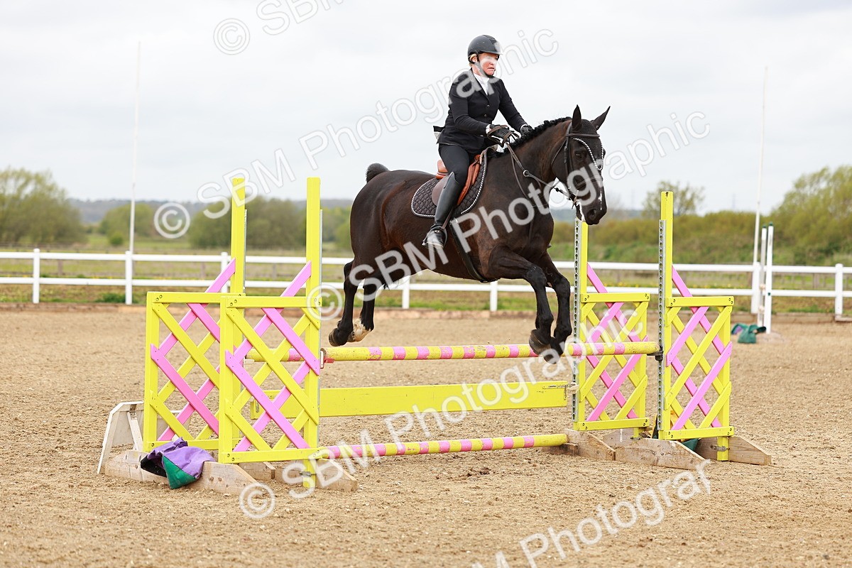 SBM_001937 - class 8 - Senior British Novice - 90cm