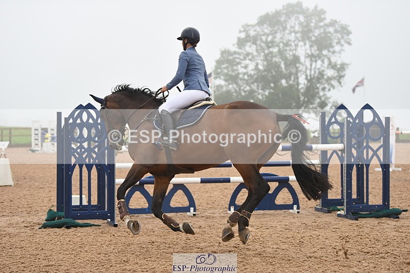 230916A-101748-03764 - Cls 14 Snr Foxhunter