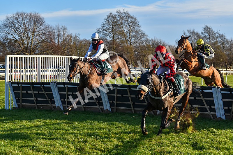 191223-Race 1-Blue Bikini-8725 - Race 1