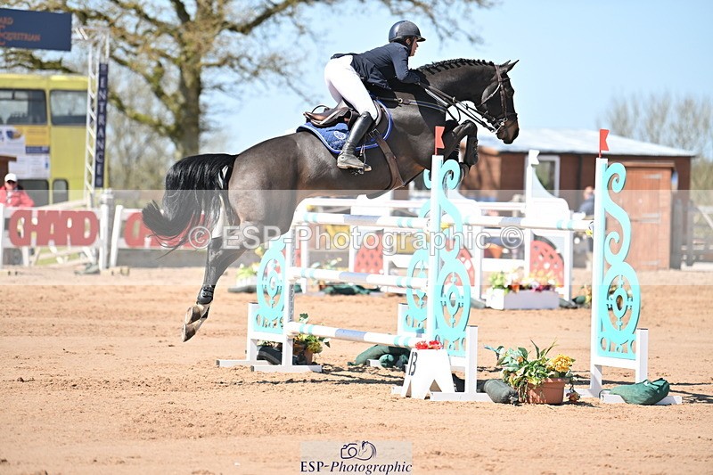 240420A-134530-11464 - Cls 7, 2 Star Medium Tour 1.35m