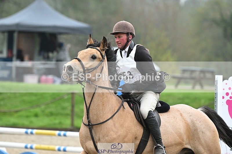 250418A-141701-01110 - UnAff 70cm