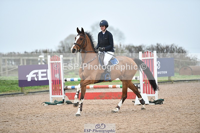 241102A-111213-04220 - SAT Cls 9 British Novice and 90cm Open