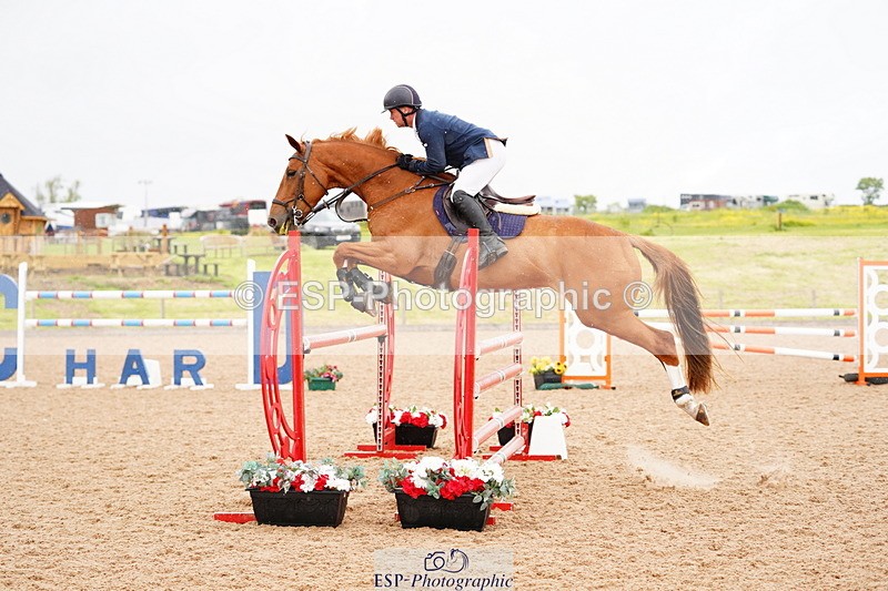 240526A-120504-07944 - Cls 26 Chard Equ 1.05m and 1.10m Grand Prix