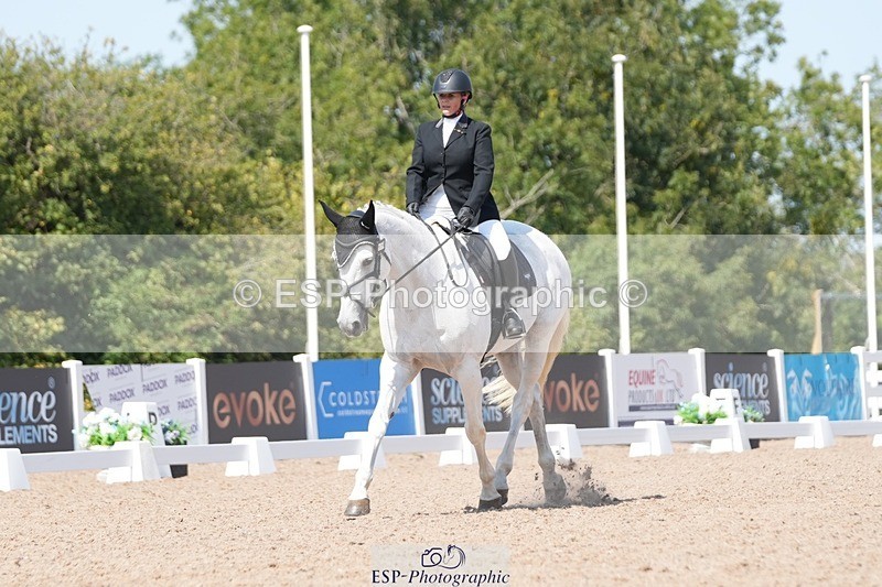 250817-134504-10491 - 179-Kate.WilliamsGhyllwood.April.Moment