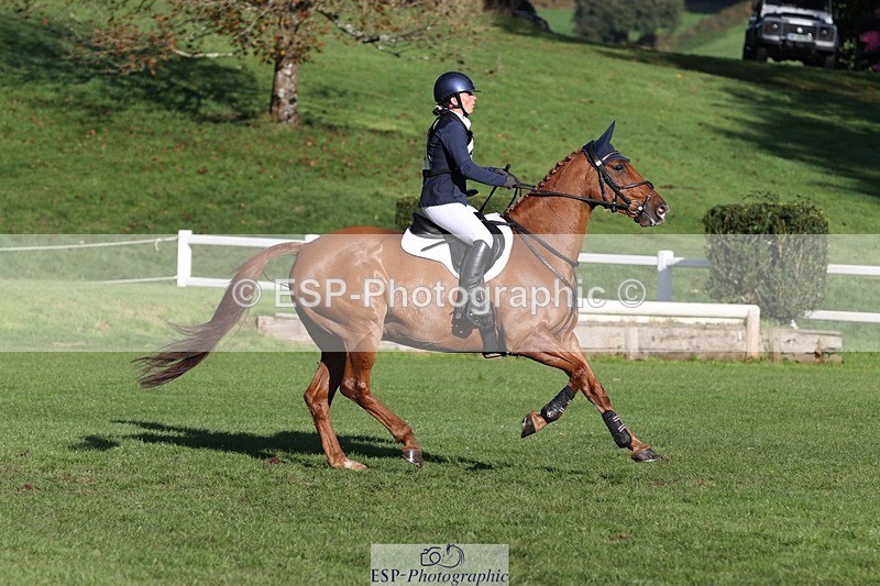 231022-103344-24609 - 656-DUNARD.RED.KNIGHT-Naomi.Watkins-TrotUp+SJ