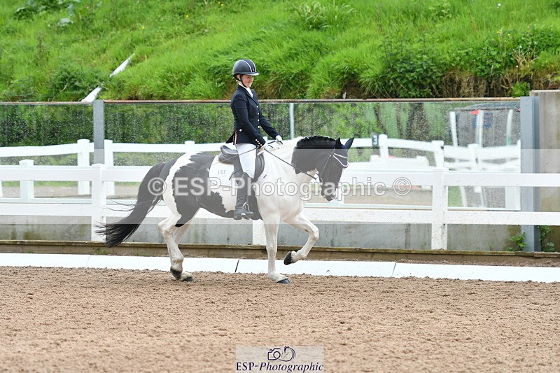 230511A-131224-00700 - BD Cls 6 Music Novice