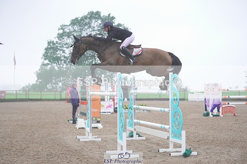 231017A-110214-06618 - Cls 26 Chard Equ Grand Prix