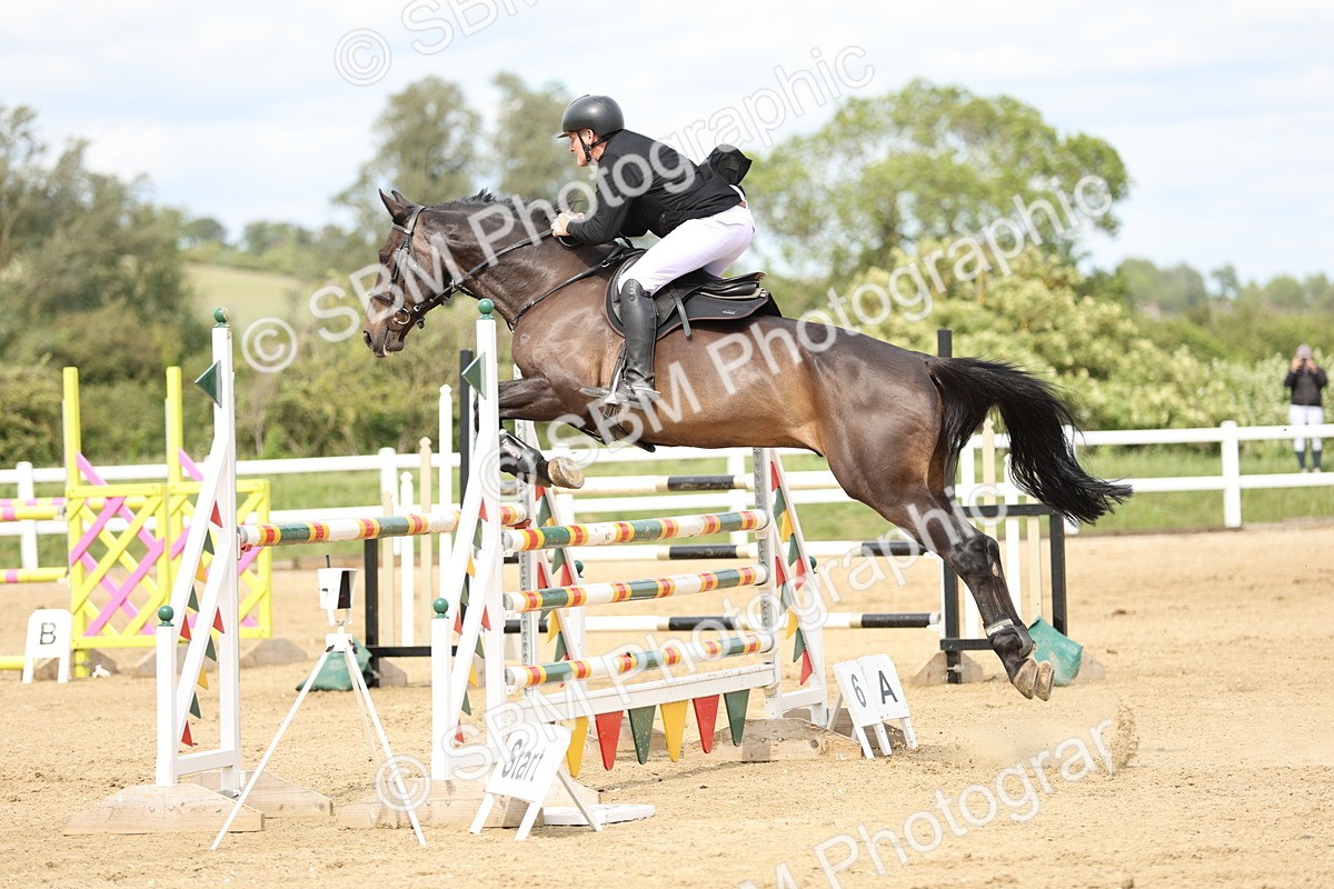 SBM_001436 - Class 5 - Senior Foxhunter - 1.20m