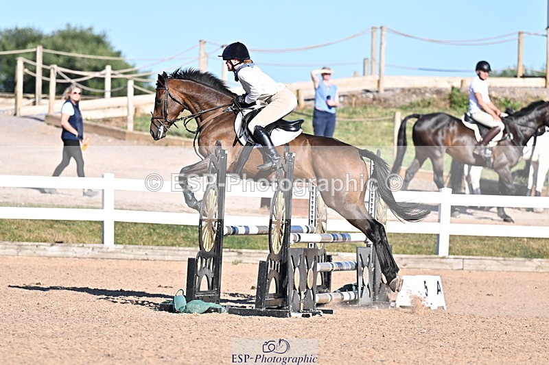 250708A-182103-00489 - 90cm Classes