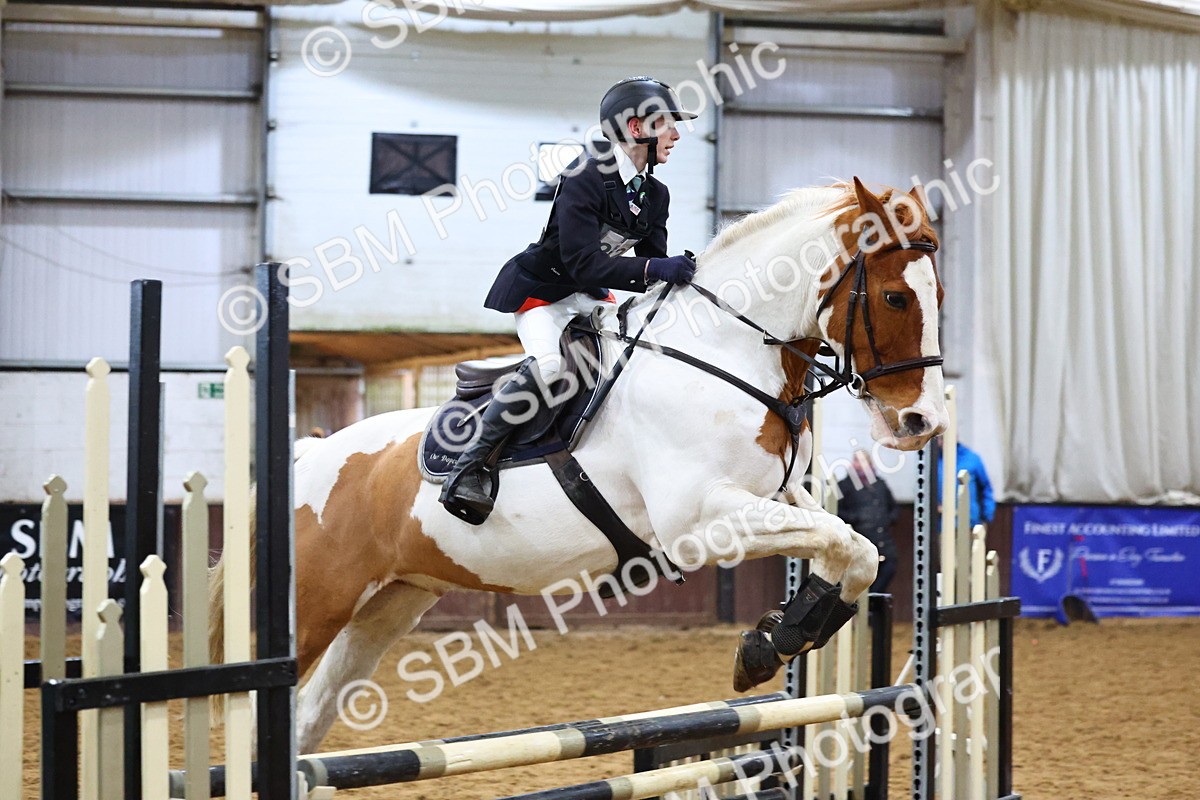 SBM_001764 - Class 4 - Festive Fences - 70cm