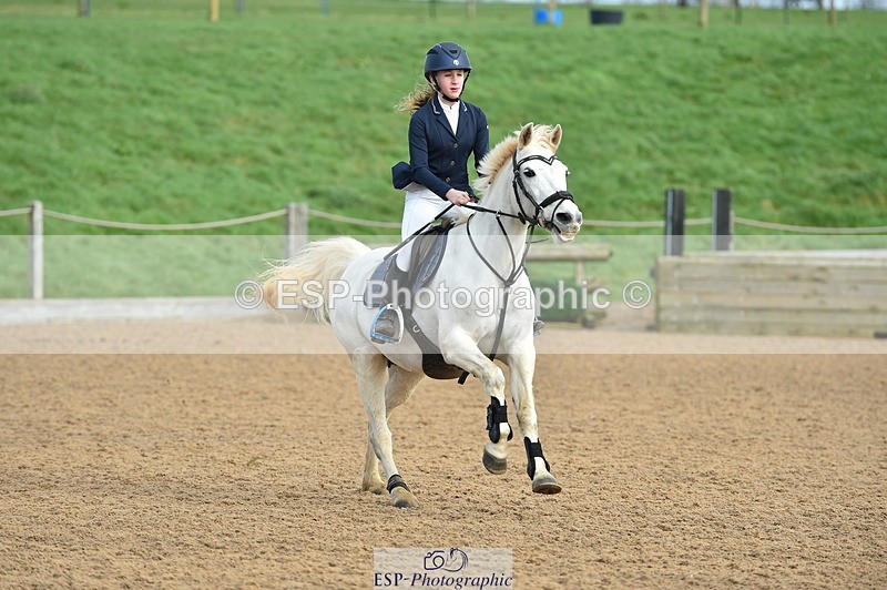 240210A-121030-00979 - Cls 19+20 Club and Schools 80cm