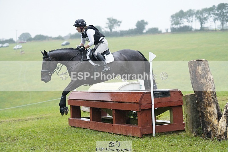 240901A-150802-10620 - 555-Sarah.O'Reilly-MIDNIGHT.STAR.VI