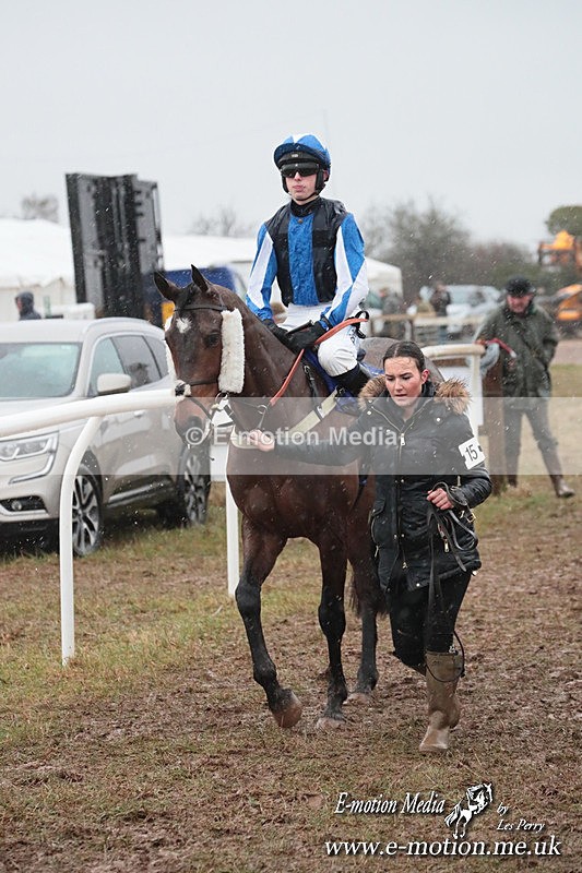 PtP 260125 1040 - Cocklebarrow Point-to-Point racing with the Heythrop Hunt 26/01/25