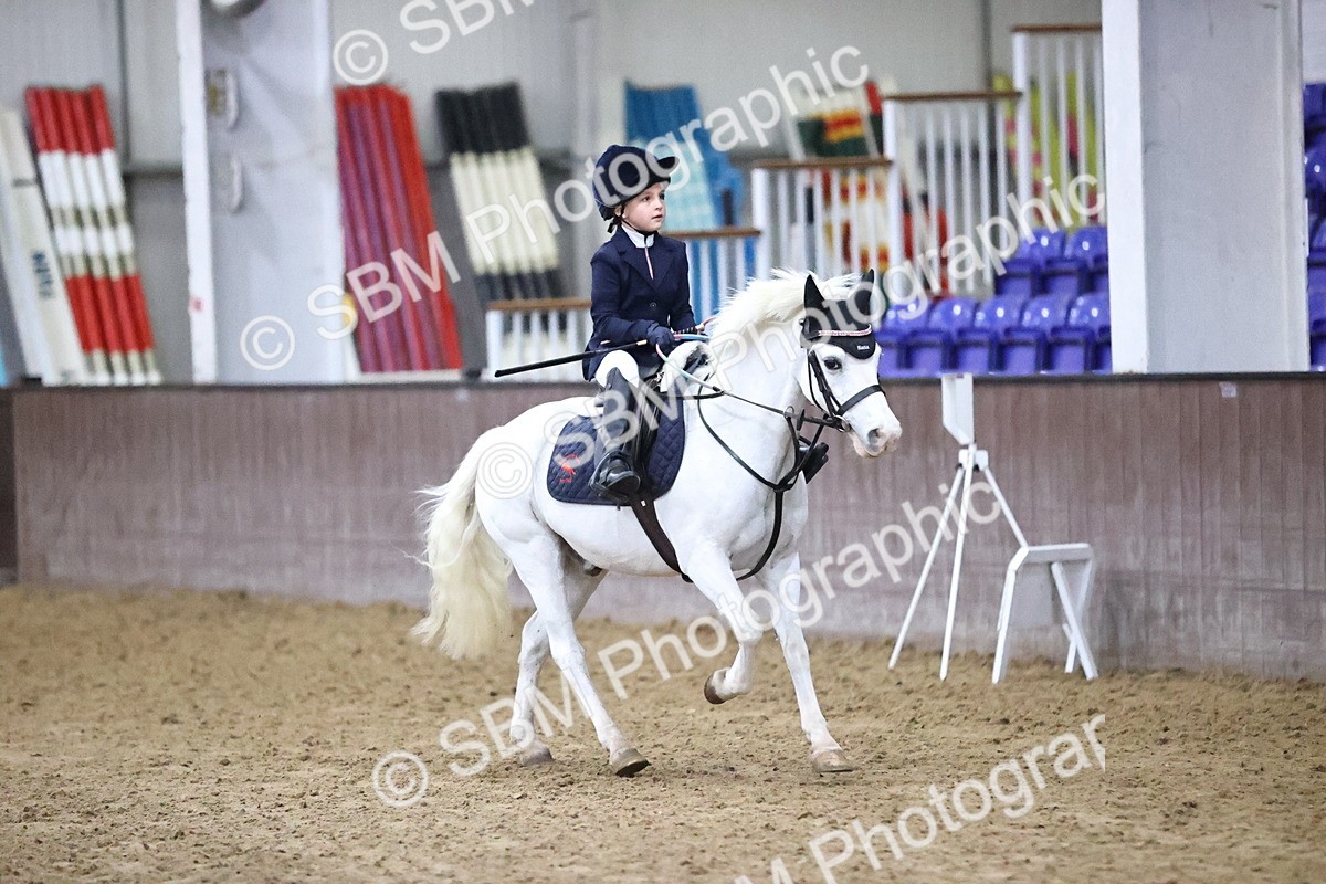 SBM_000094 - Class 1 - Fox Farriers 30cm