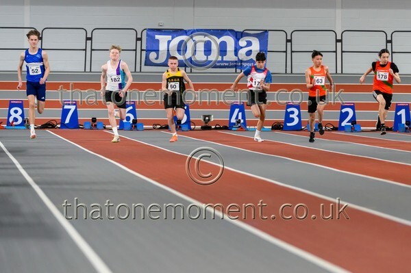 AgeInd25SAT-921483 - Track Male