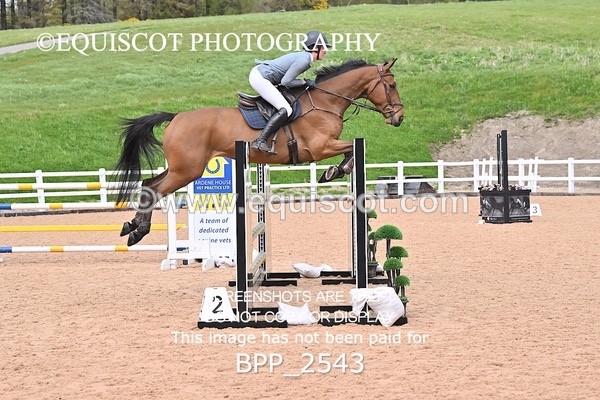BPP_2543 - CLASS 7 - FRI - Senior Foxhunter/1.20m Open