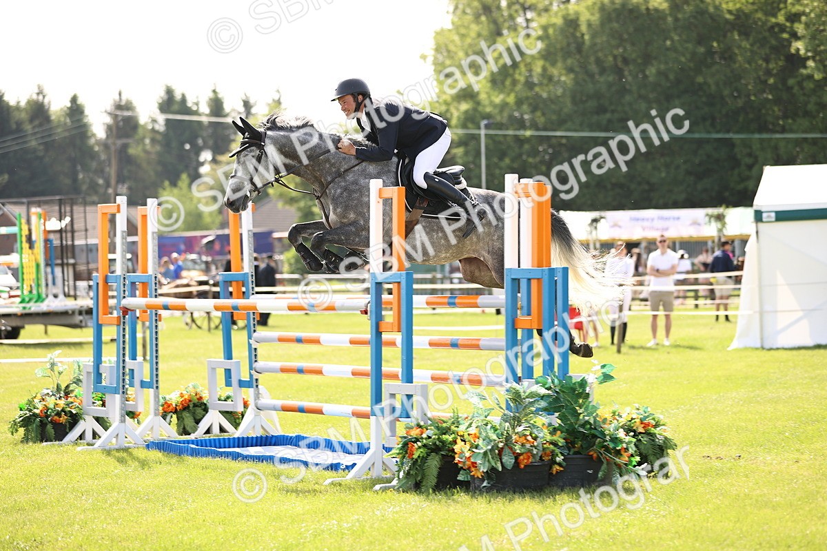 SBM_01563 - Class 200 - Martin Grant Homes Welcome Stakes 1.25m Open