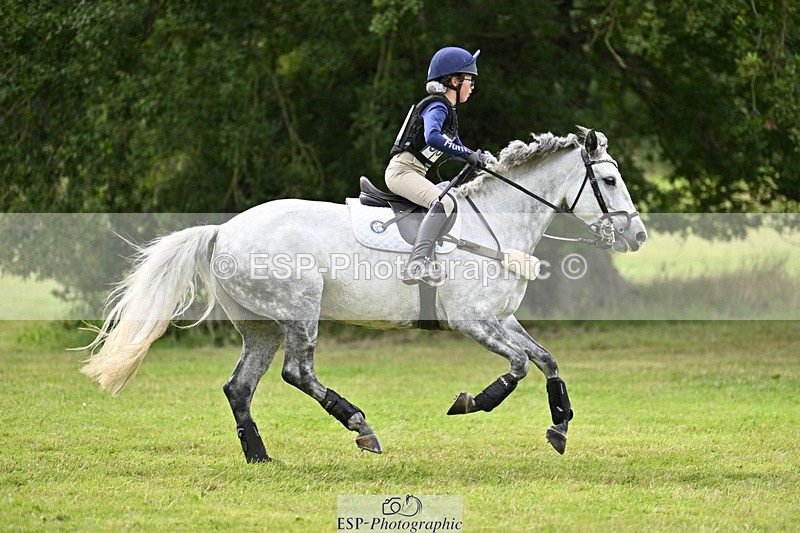 240825X-142418-34817 - 80cm XC 14.30 to 15.30