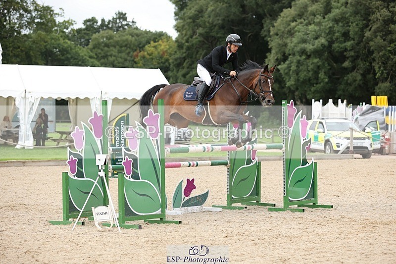 240817-154538-02373 - 06A Snr Fox 1.20m open
