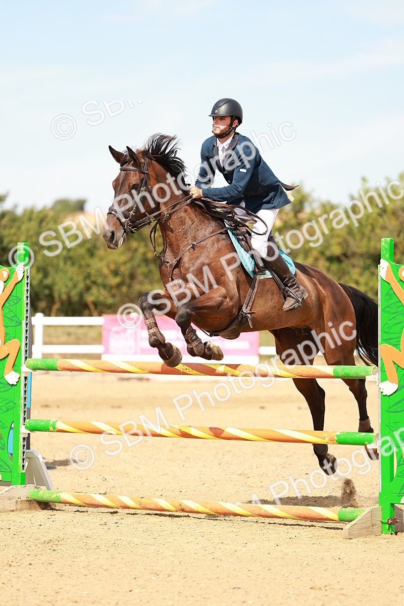 SBM_003870 - Class 15 - Senior 1.15m Open