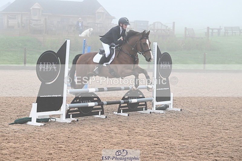 240907A-090949-00037 - Cls 1 Pony Intro 70cm