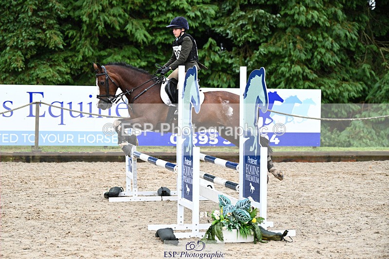 240824X-094439-23346 - 70cm Round 2 9.30 to 10.30