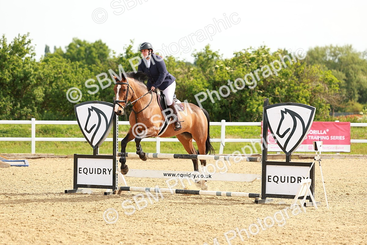 SBM_000211 - Class 1 - Clear Round