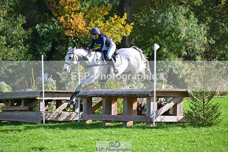 241025-123300-08252 - 143-Courtney.Romcke-KILBALLYBOY.SURPRISE