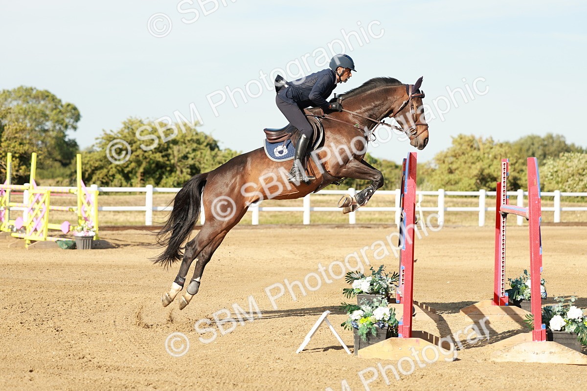 SBM_008790 - Class 6 - National 1.30m 1.40m Open Handicap