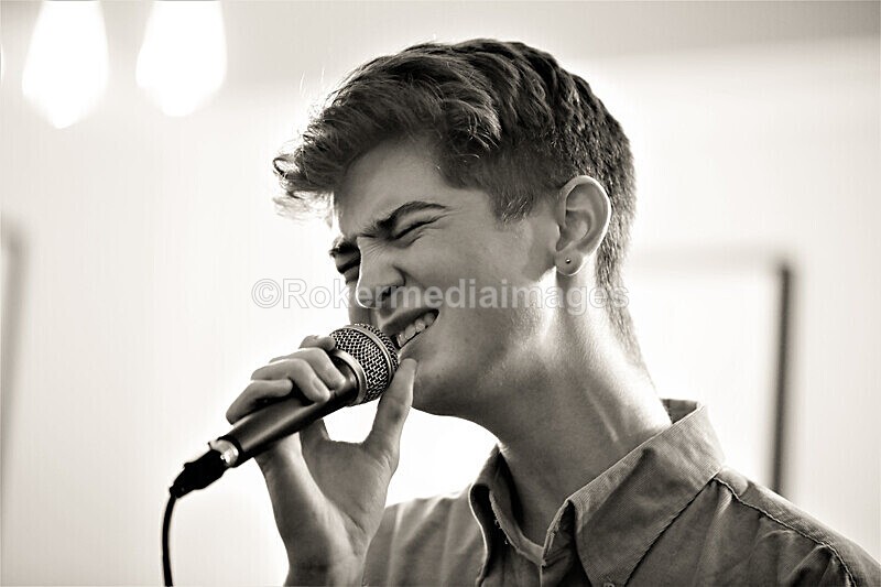 DAN-44 - Daniel Newberry Quartet