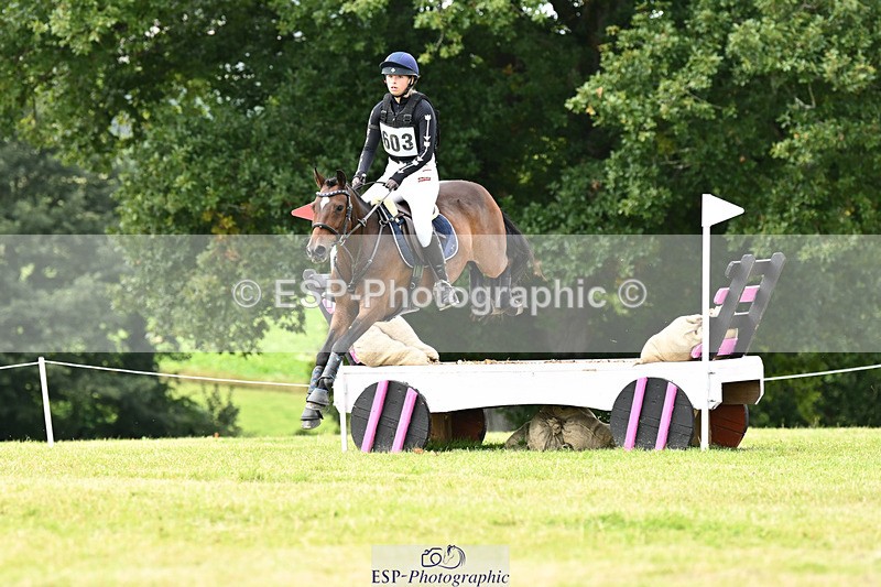 240825X-115225-32147 - 70cm XC 11.00 to 12.00