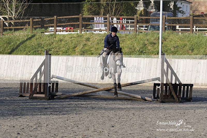 _EST0032 - Bourne Valley Riding Club Winter Showjumping 27/03/22