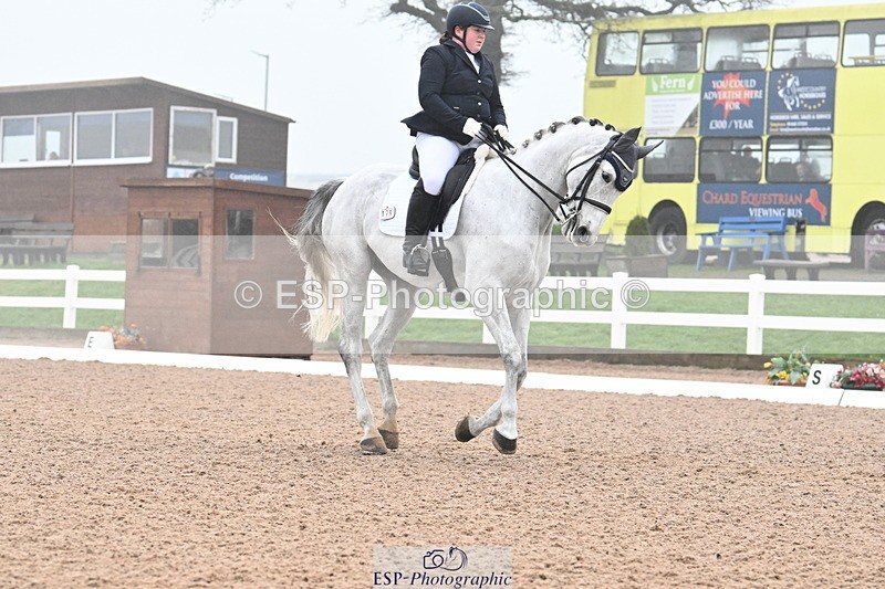 240217A-120748-02527 - 179-Sophie.Gregory-Lady.Lucydale