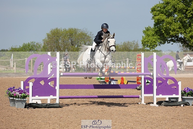 250503-121832-01013 - Cls 9 Pony Foxhunter and 1.10m Open