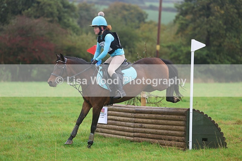 3E7A1408 - Class 2: 70cm: Half Roll Top